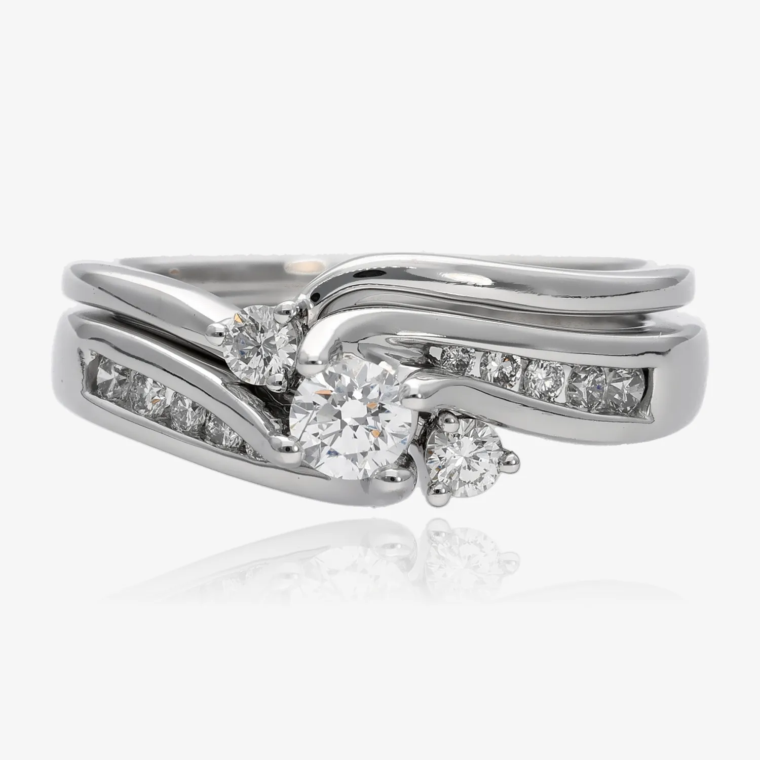 0.50ctw Twist Interlocked Diamond Wedding Set