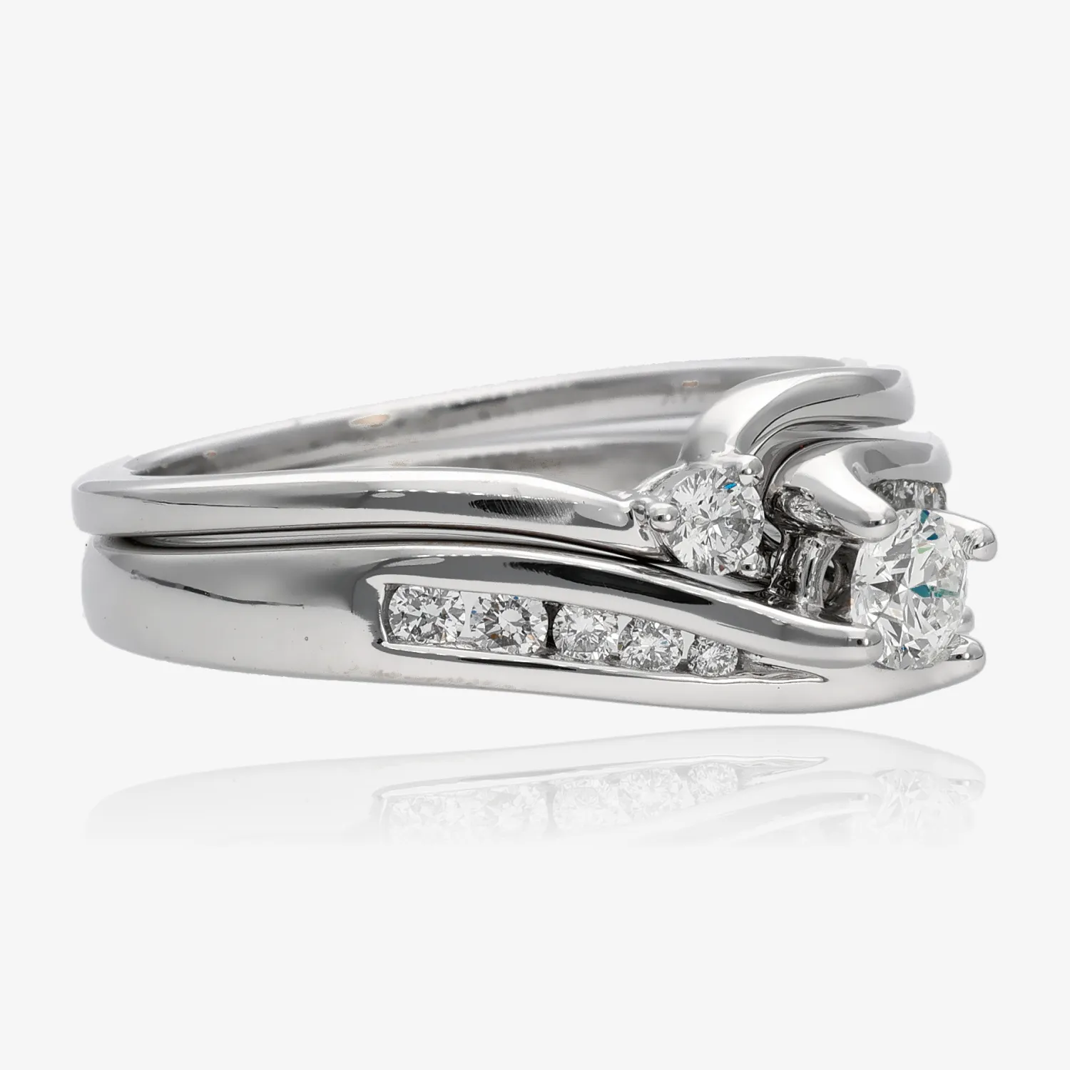 0.50ctw Twist Interlocked Diamond Wedding Set