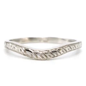 14K White Gold Vintage Style Engraved Fitted Contour Band
