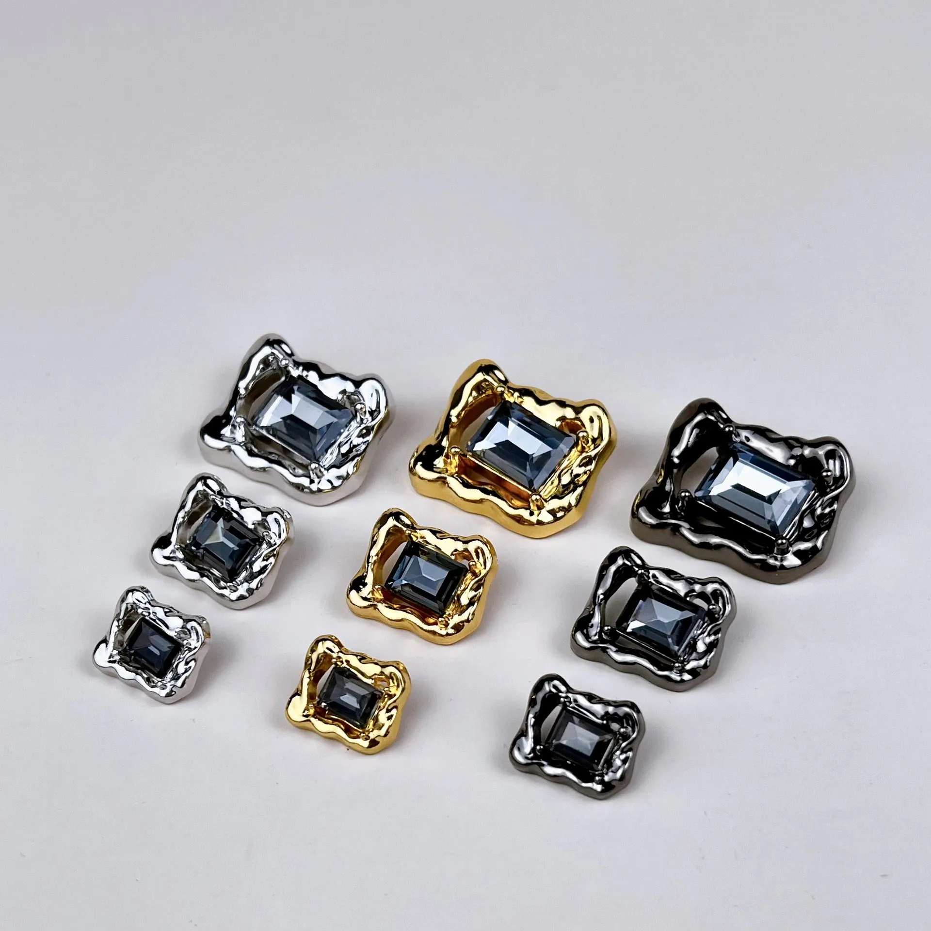 16/20/28mm Beveled Diamond Rectangular Hollow Metal Buttons 12pcs