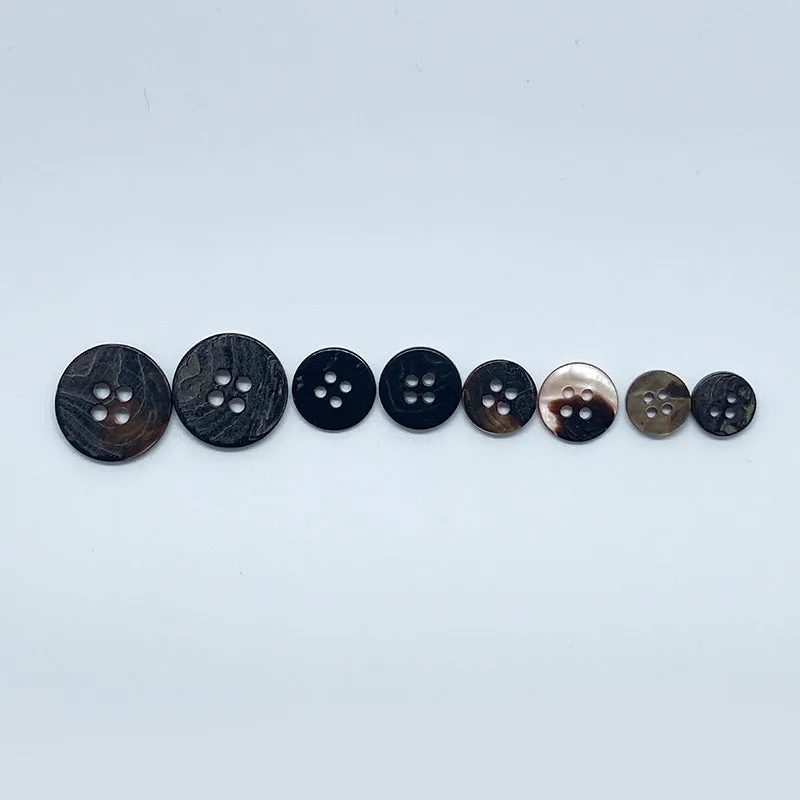 18mm Natural Round Four-Hole Coffee Shell Buttons