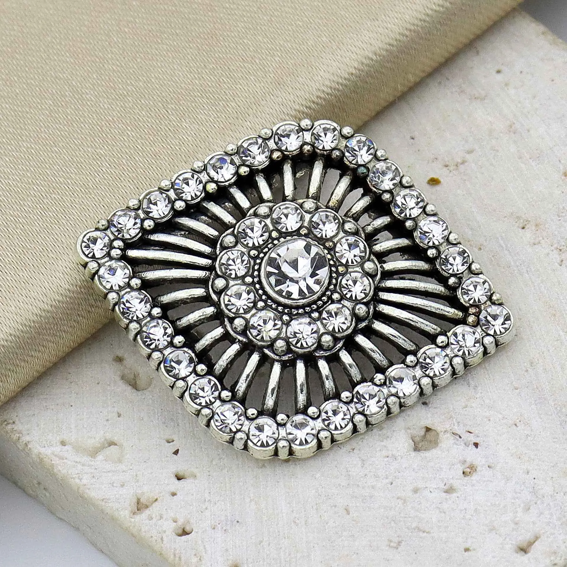 25x30.5mm Antique Silver Hollow Eye-Shaped Rhinestone Shank Buttons