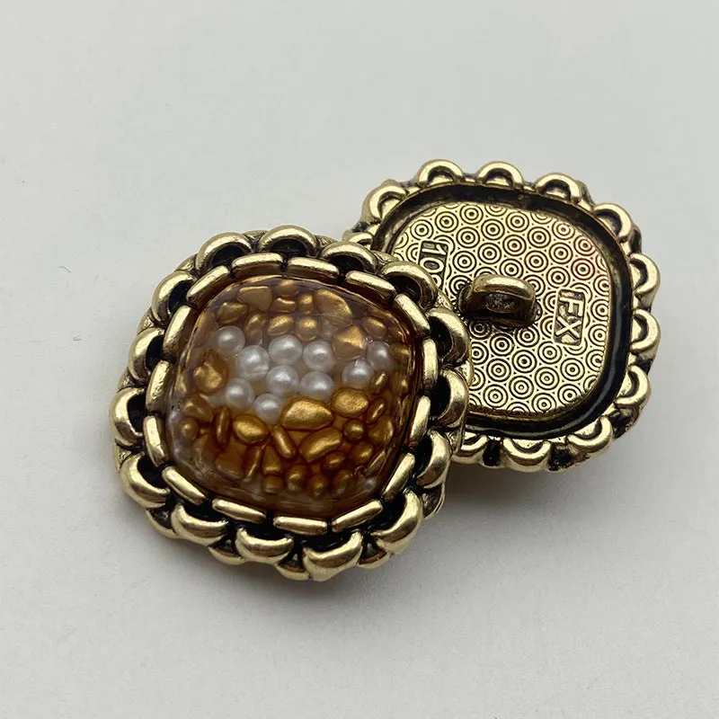 28/34/40L Amber Resin Bronze Metal Edges Buttons 50 Pack