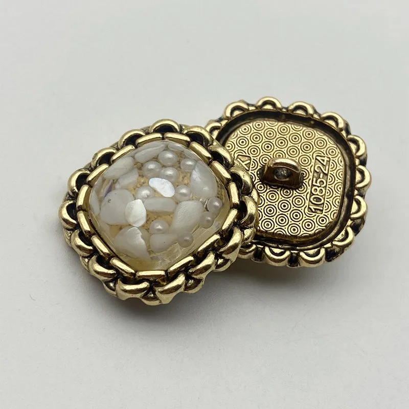 28/34/40L Amber Resin Bronze Metal Edges Buttons 50 Pack