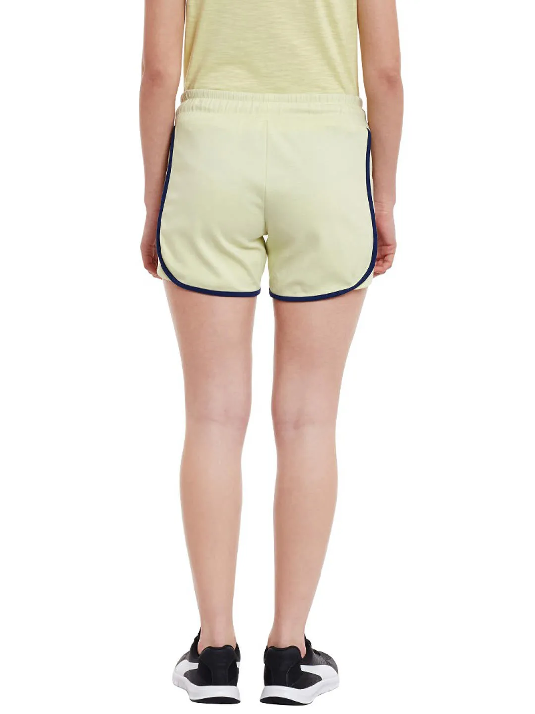 Alcis Women Lime Green Solid Slim Fit Sports Shorts AKCOWSO0530119