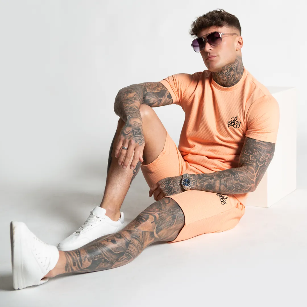Bee Inspired Rodrigo Short Peach