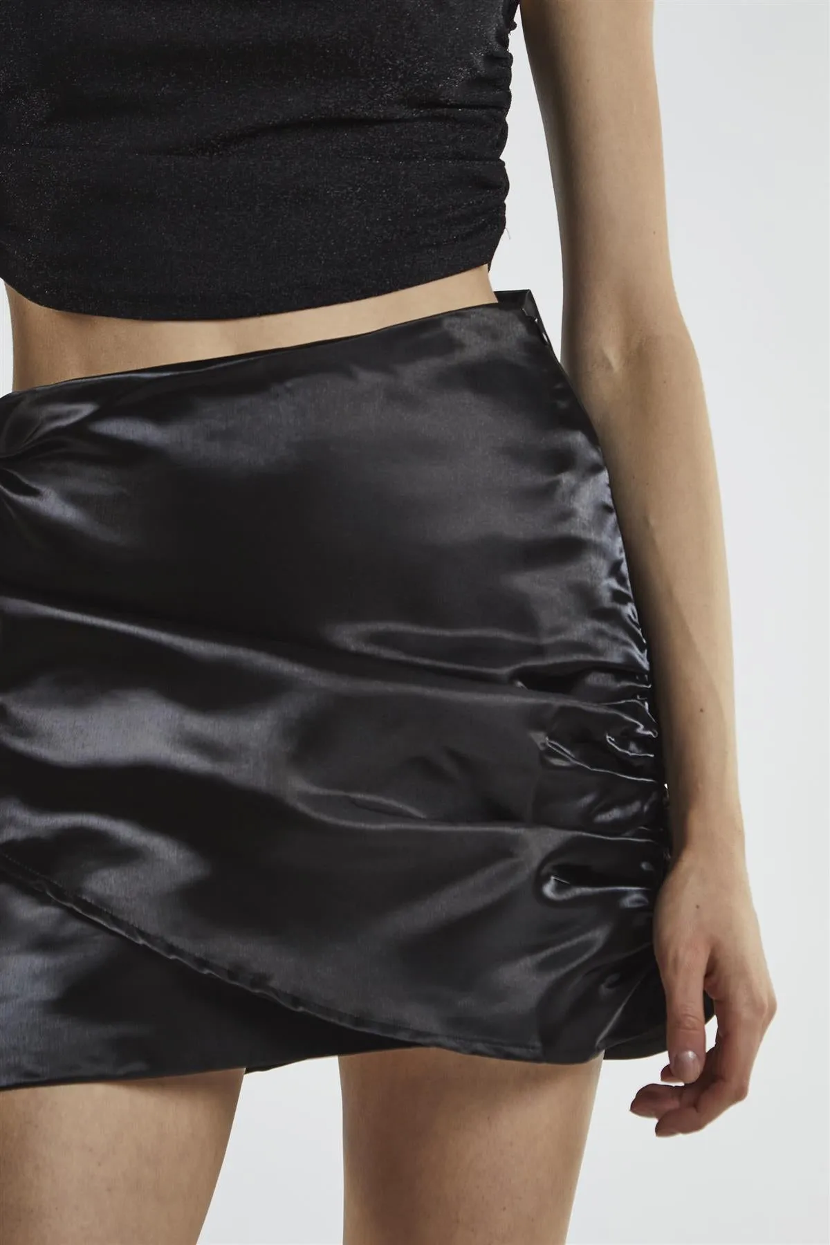 Black-Shimmer Ruched Mini-Skirt