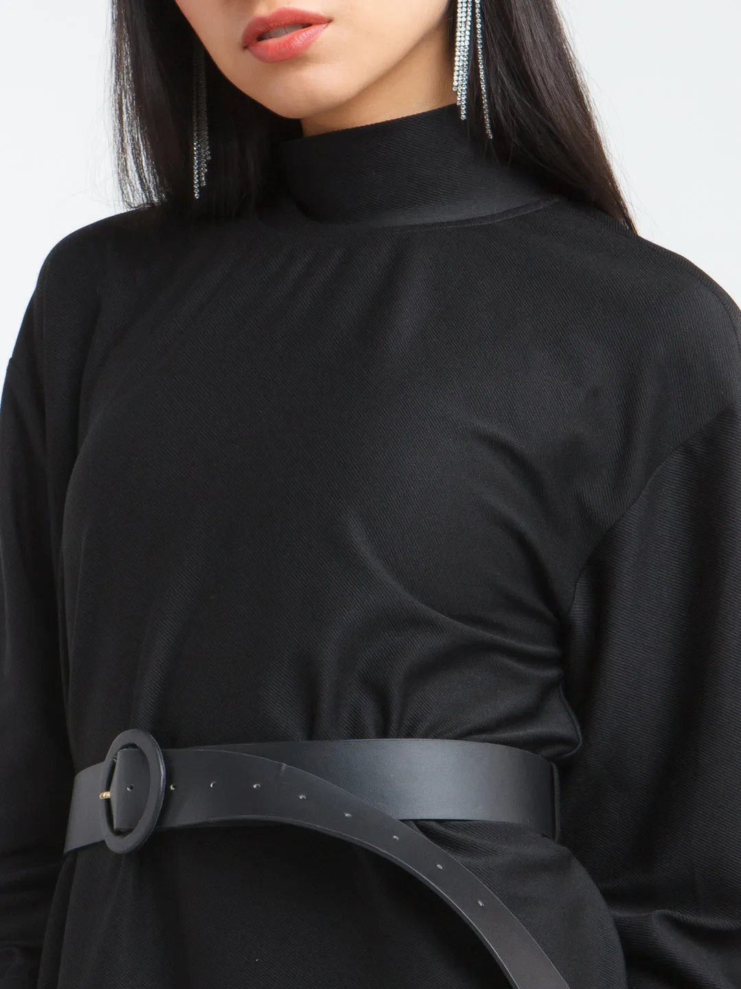 Black Solid Fitted Short Dress