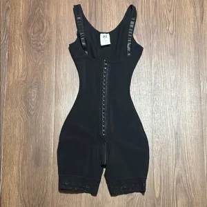 🔥🔥🔥Black Women's Colombian Shapewear Bodysuit NWOT Size: Medium 🔥🔥🔥
