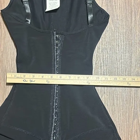 🔥🔥🔥Black Women's Colombian Shapewear Bodysuit NWOT Size: Medium 🔥🔥🔥