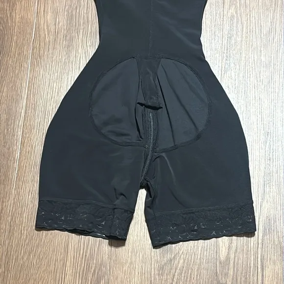 🔥🔥🔥Black Women's Colombian Shapewear Bodysuit NWOT Size: Medium 🔥🔥🔥