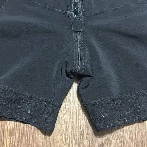 🔥🔥🔥Black Women's Colombian Shapewear Bodysuit NWOT Size: Medium 🔥🔥🔥