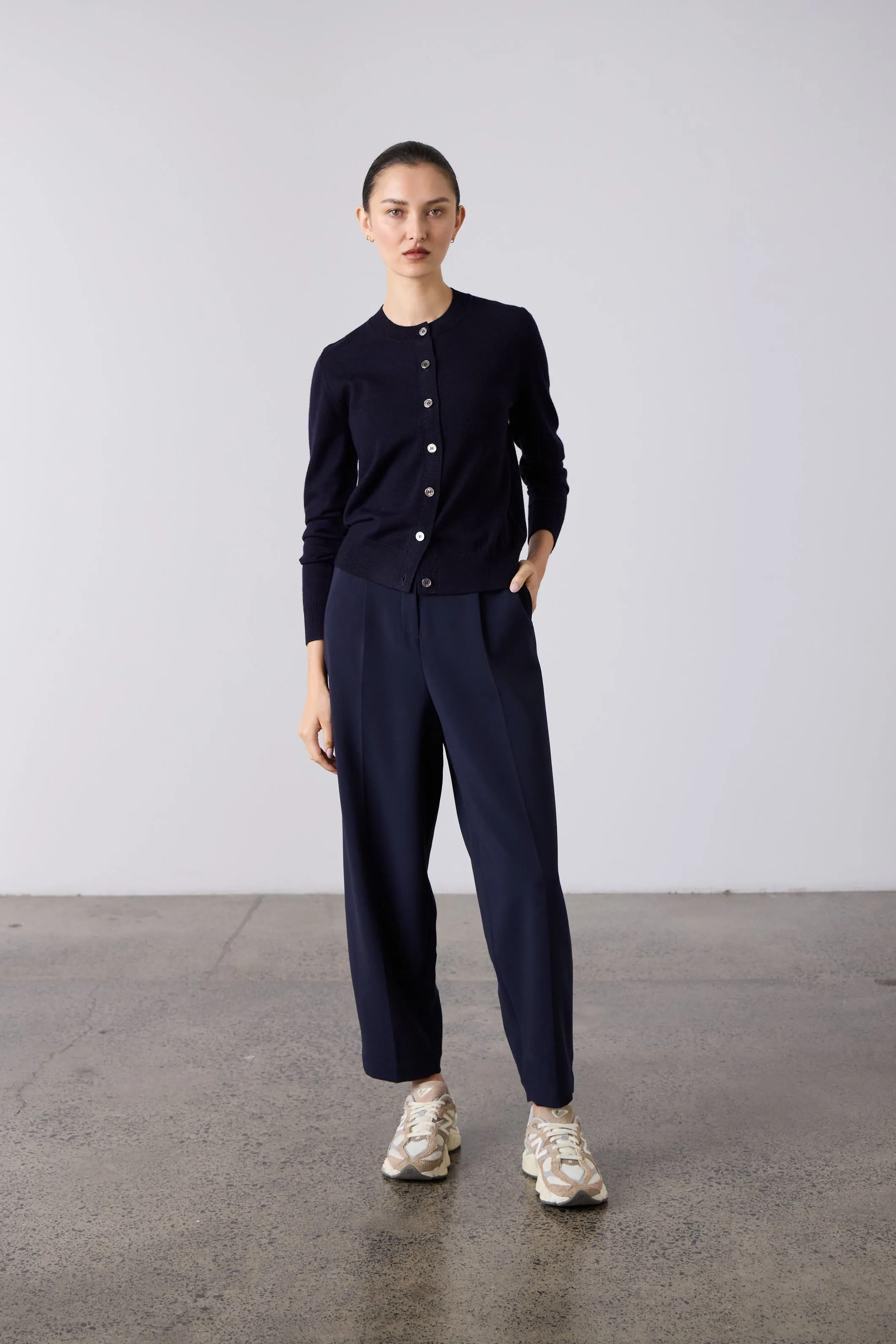 Britta Barrel Leg Trouser - Navy