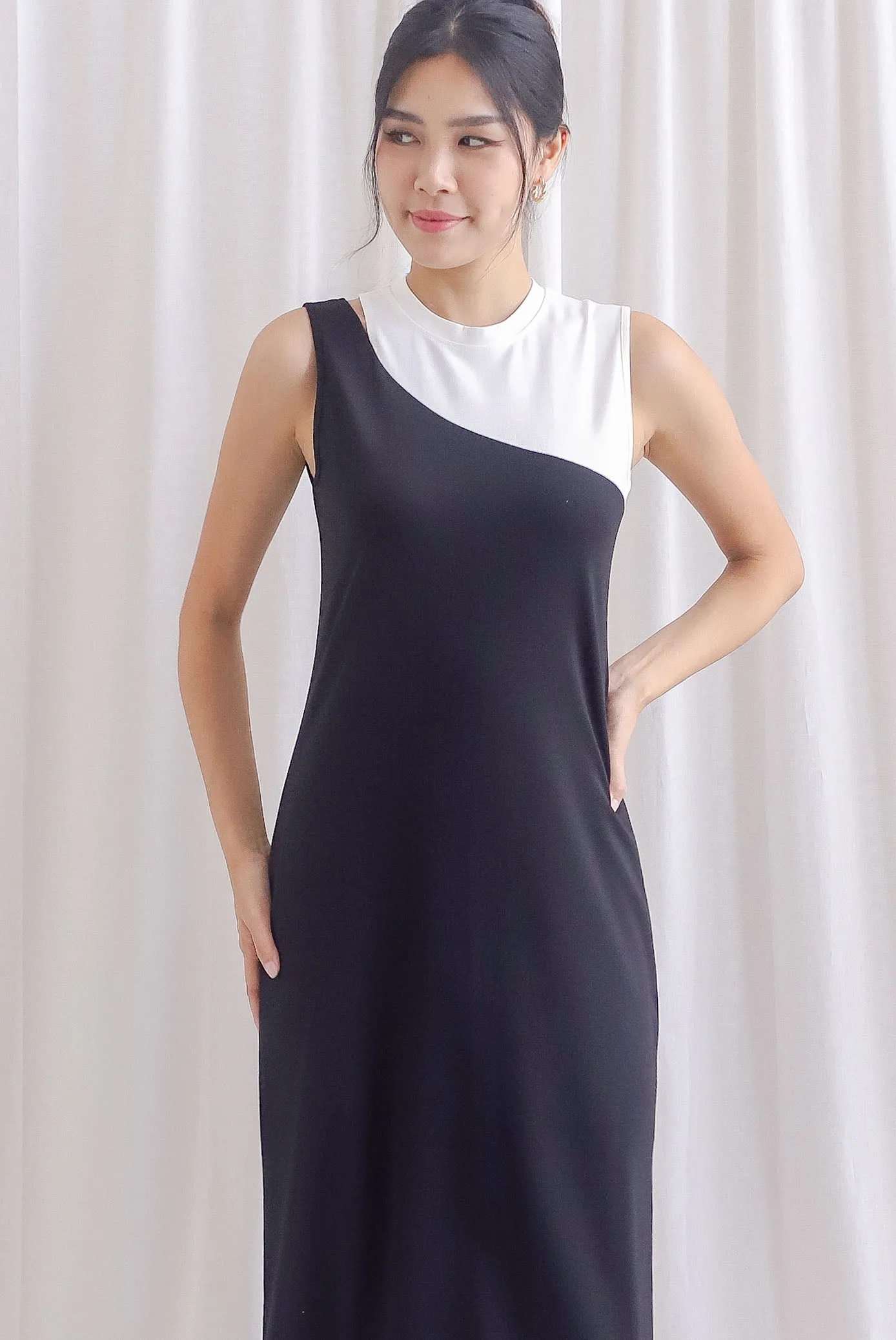 Brynn Cut Out Mono Dress