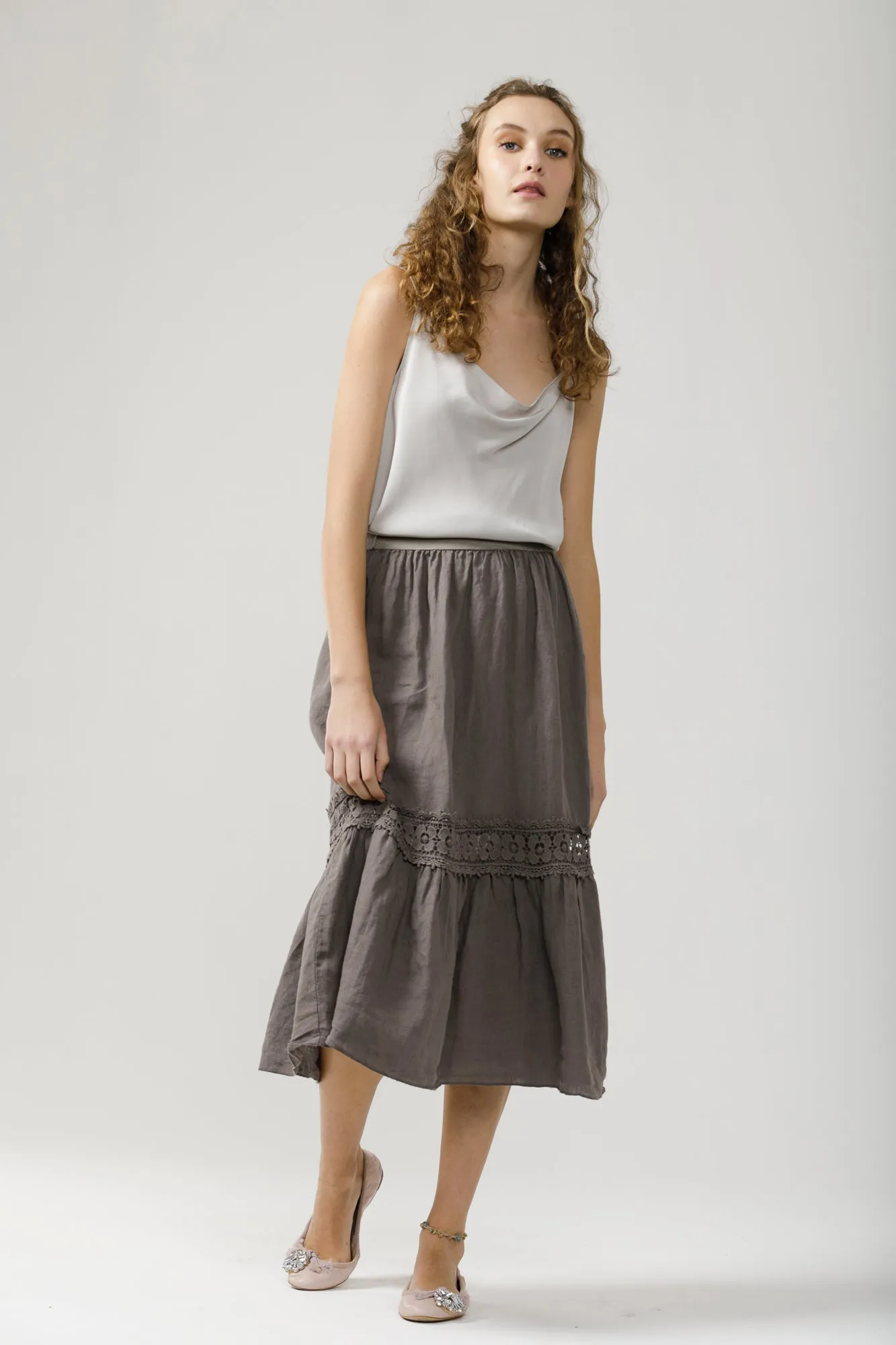 Capri Linen & Lace skirt.. Oatmeal & Black