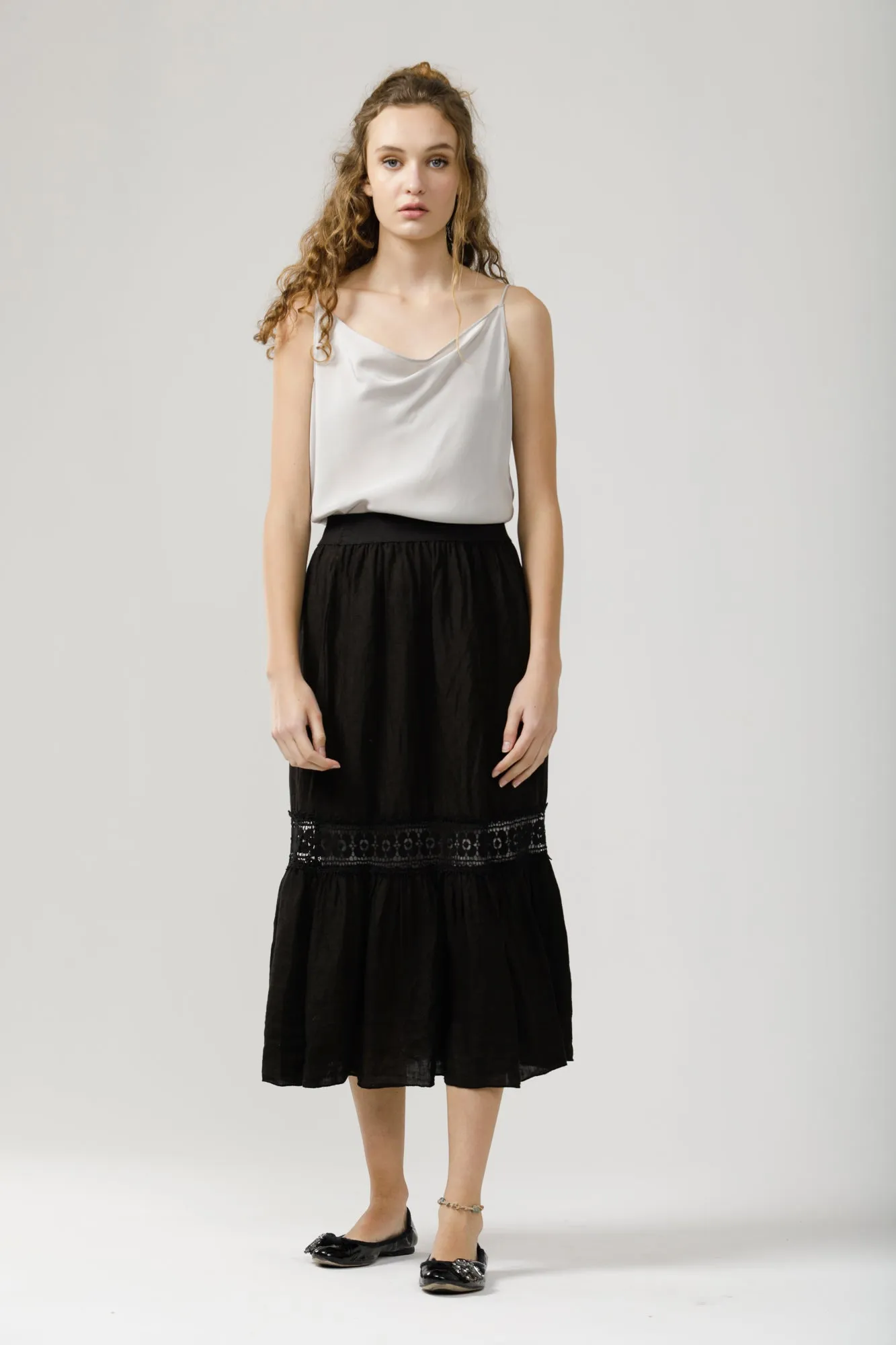 Capri Linen & Lace skirt.. Oatmeal & Black