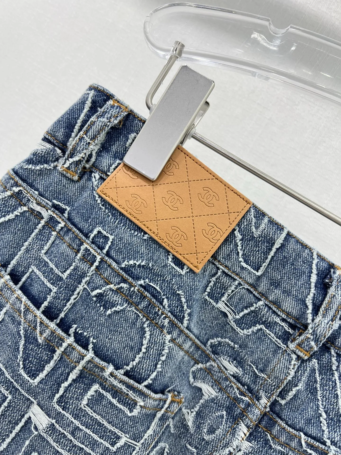 CH 25 new denim skirt