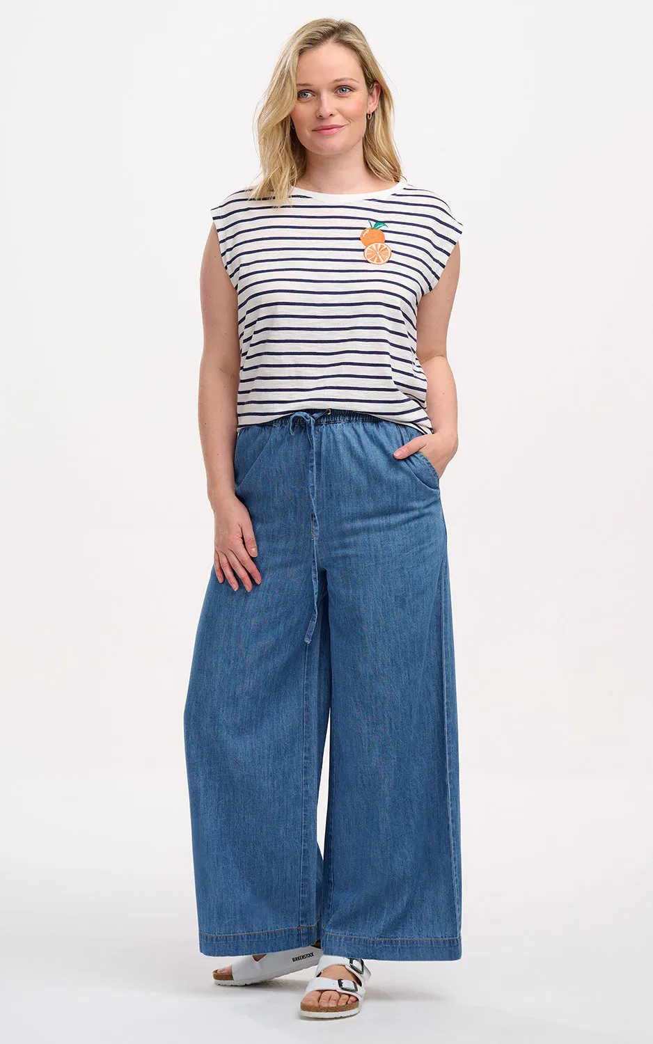 Chrissy Relaxed Tank T-shirt Off-White Navy Fruity Orange