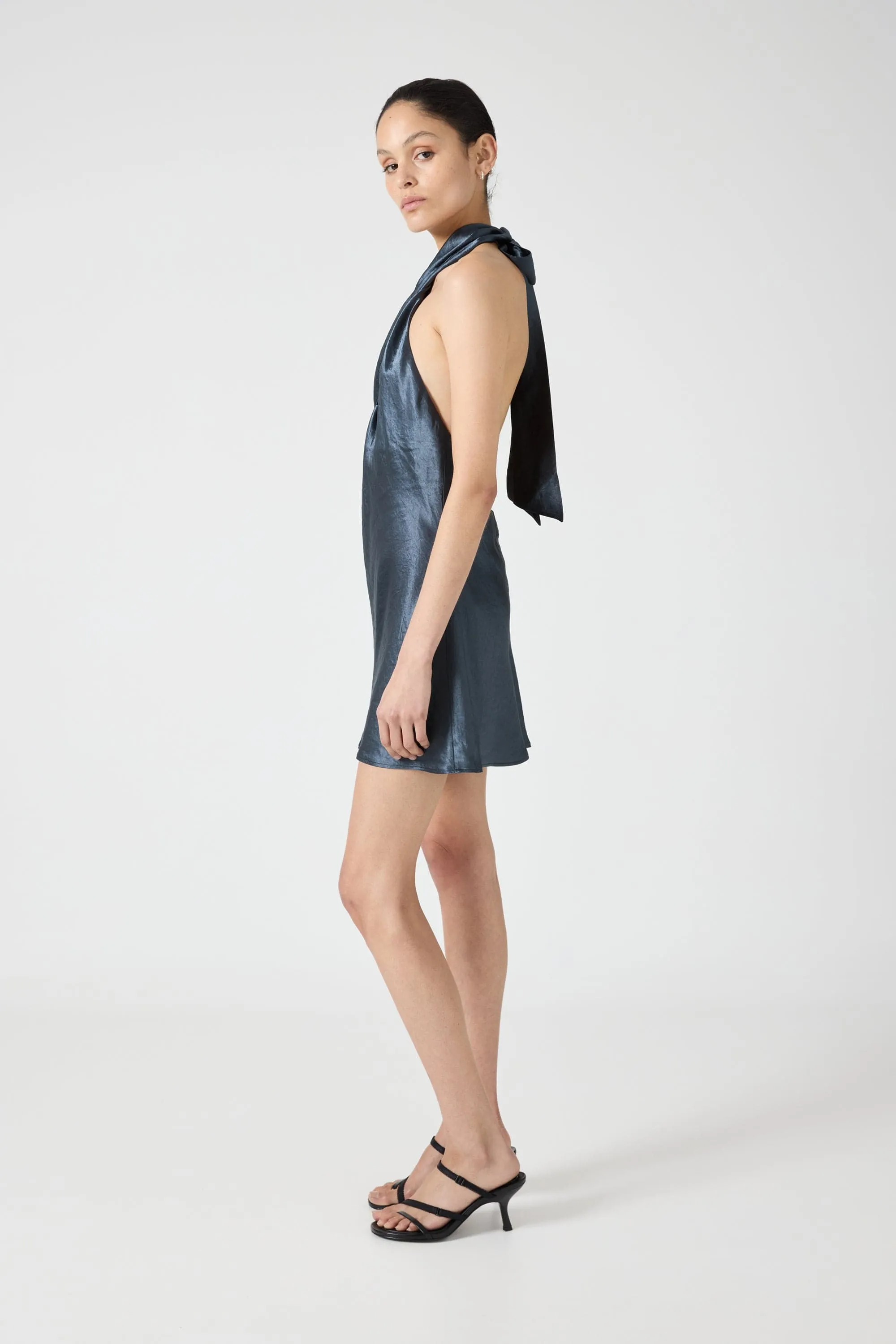 CRUSH WRAP NECK MINI | GUNMETAL