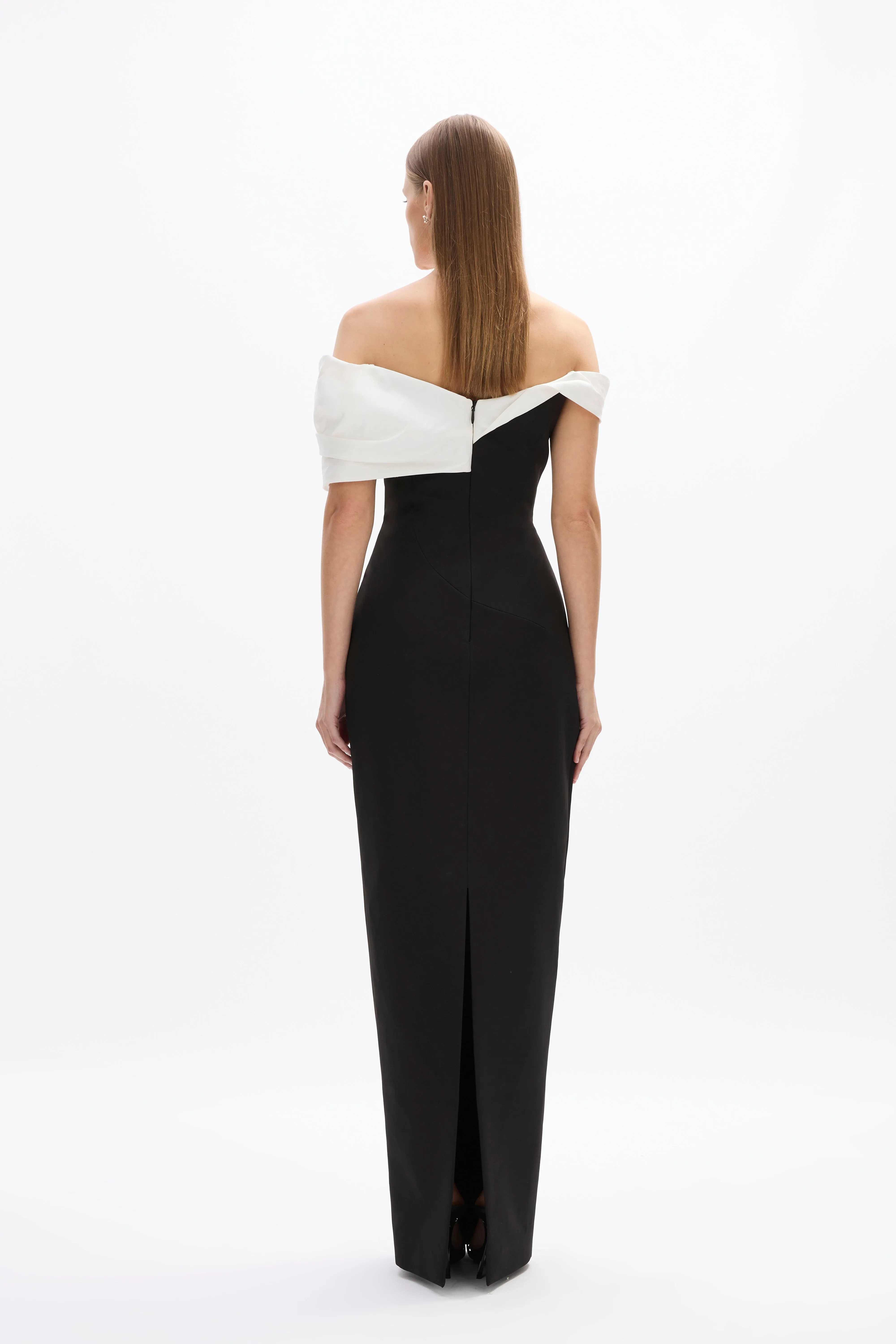 DELILA GOWN