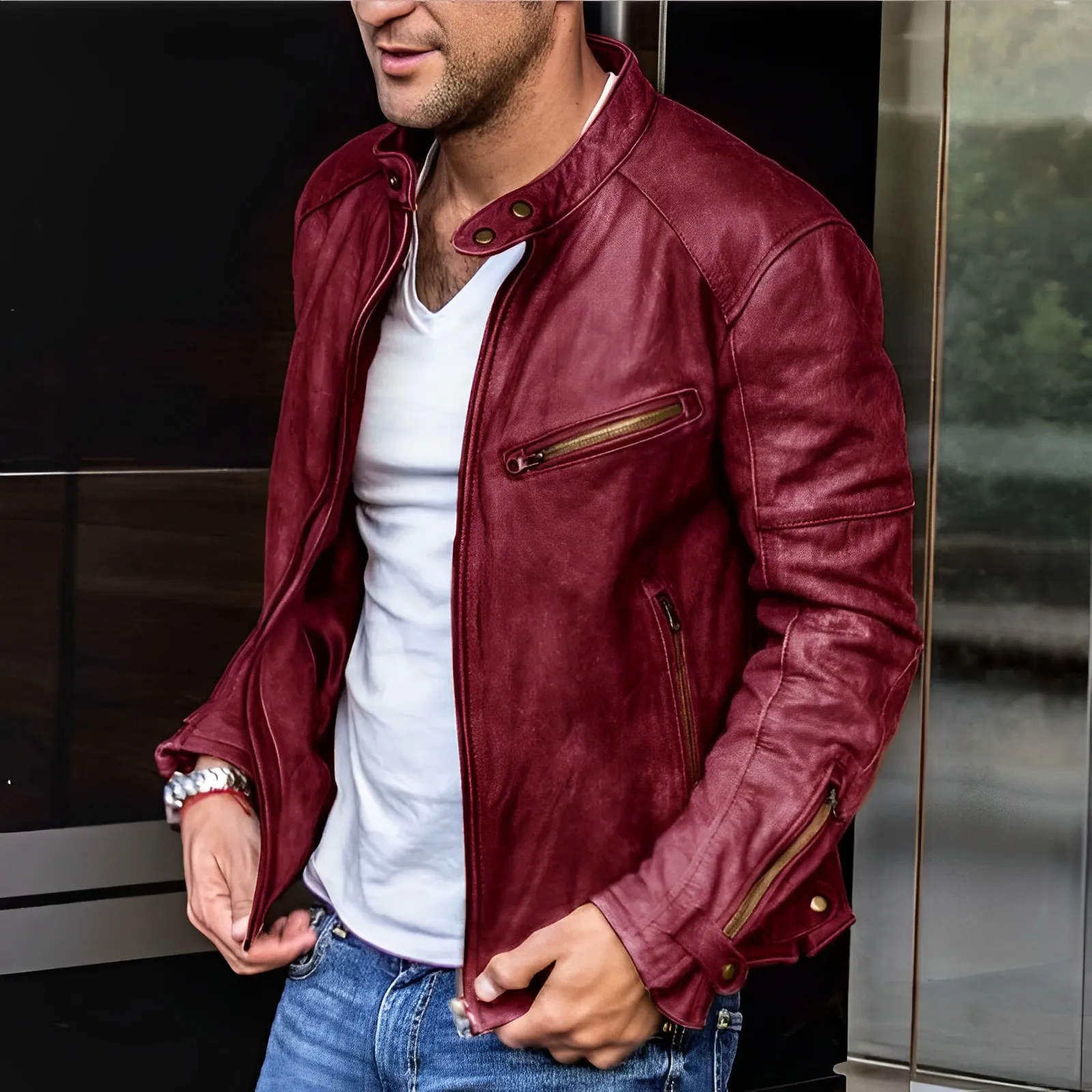 Elegant Leather Jacket for All Seasons
