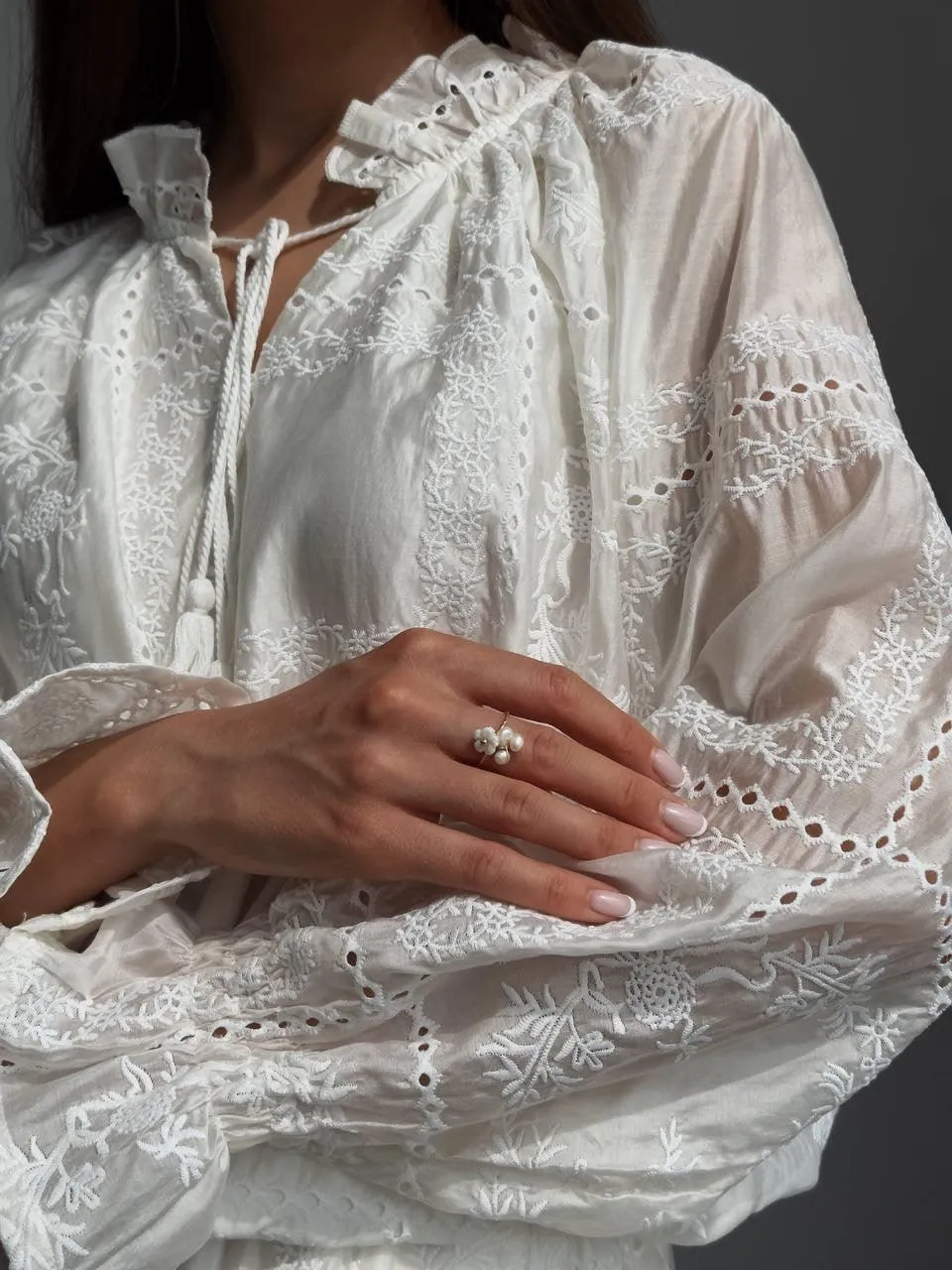 Elegant White Lace Embroidered Set