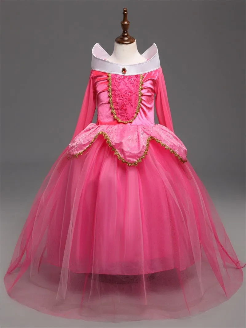 Girls play Dresses