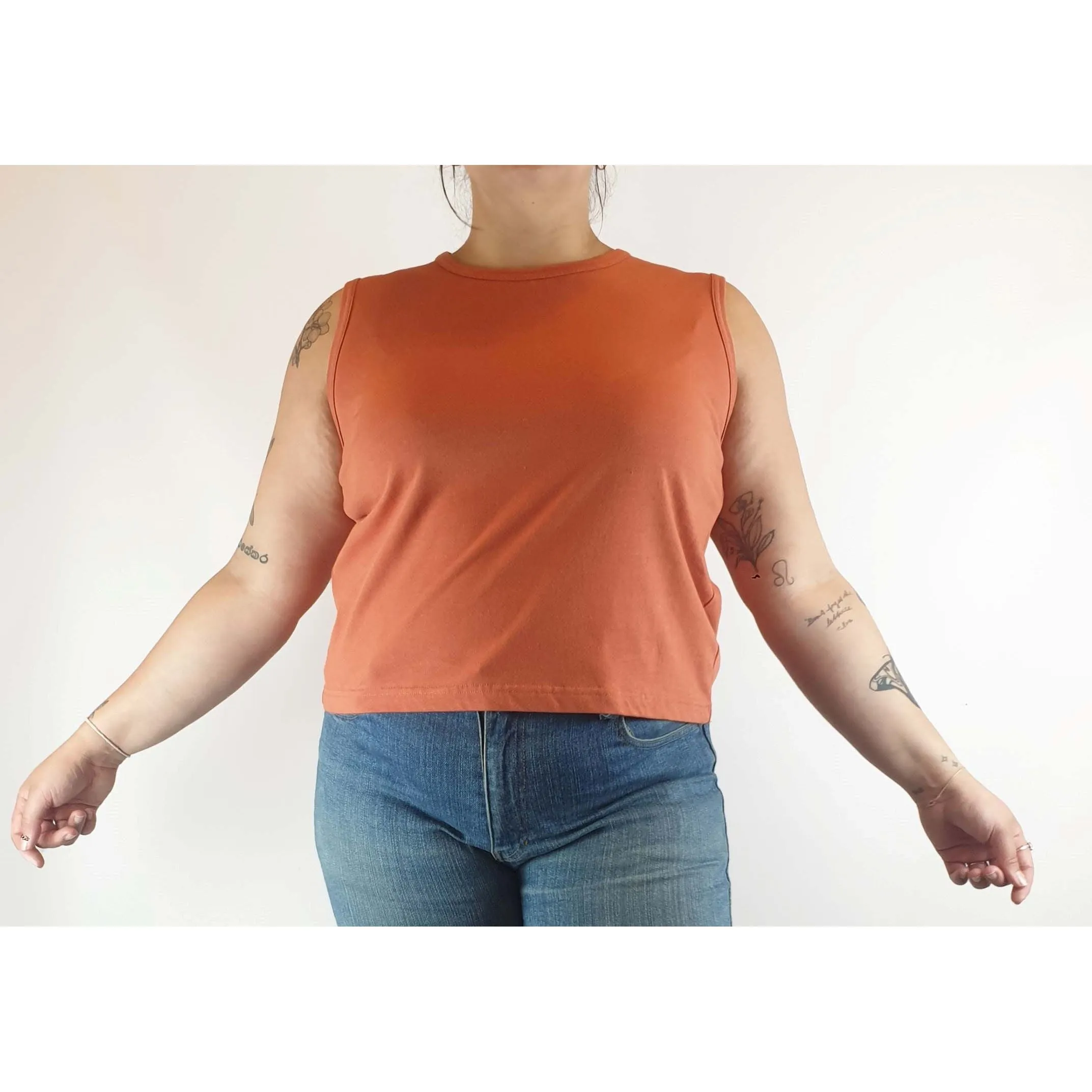Gorman cropped sleeveless orange top size 16
