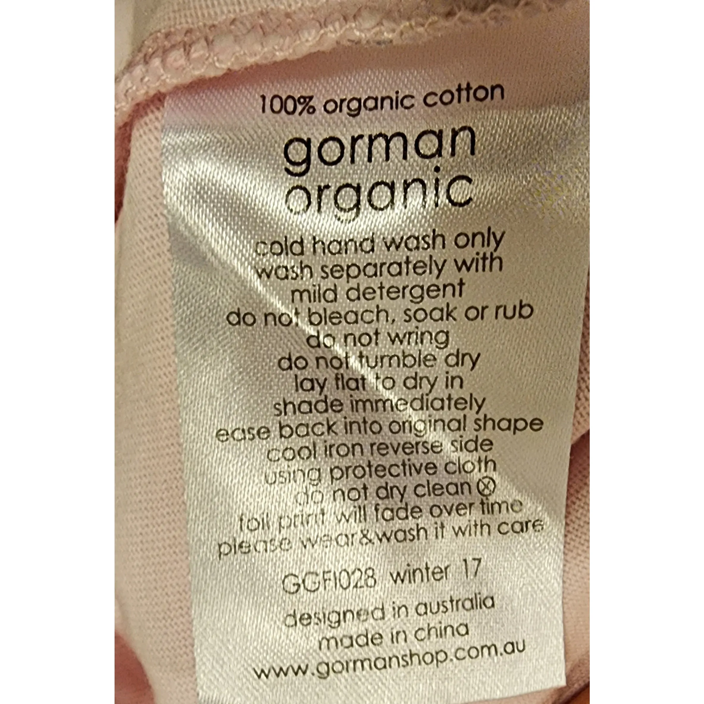 Gorman preloved pink tee shirt with gold symbol print size 6