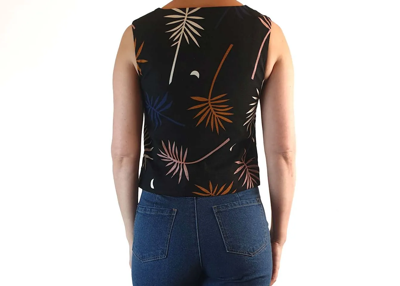 Gorman x Muirela Ruiz cropped black sleeveless top with fern print size 6