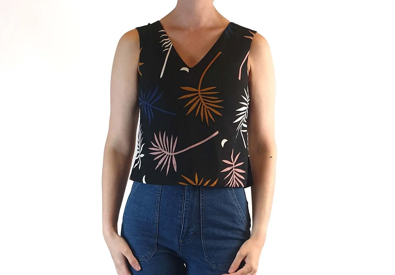 Gorman x Muirela Ruiz cropped black sleeveless top with fern print size 6
