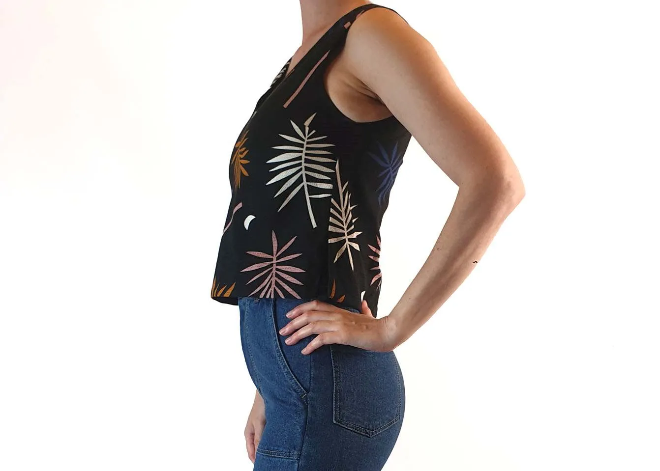 Gorman x Muirela Ruiz cropped black sleeveless top with fern print size 6