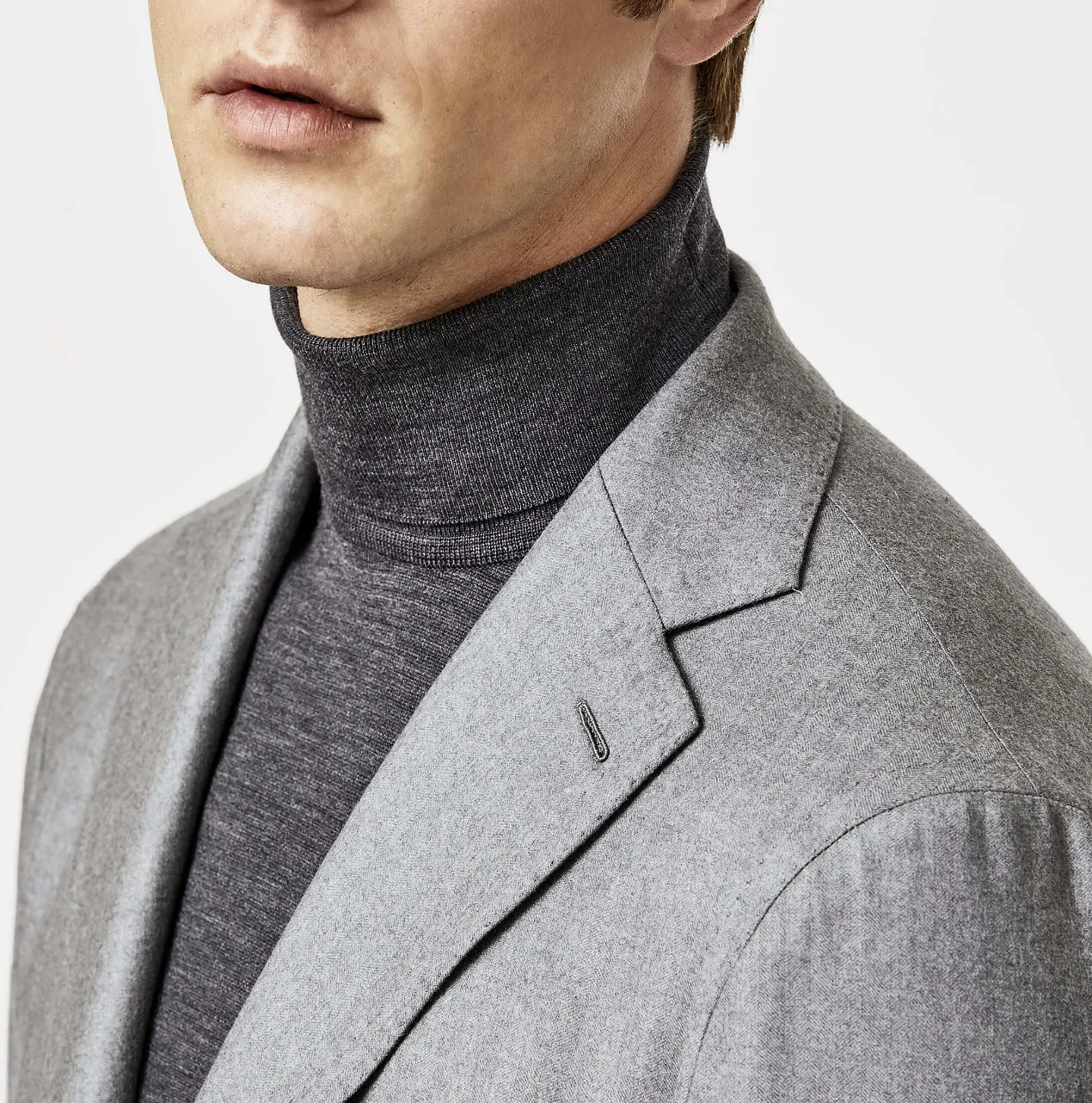 Lanificio Fratelli Piacenza Stone Grey Faux Uni S140 Merino Wool with Subtle Herringbone