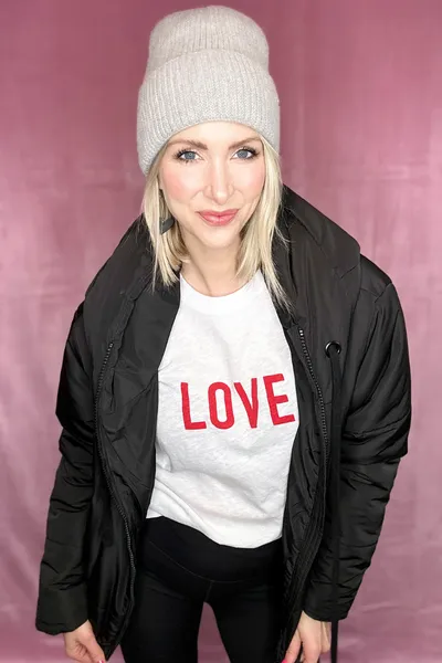 LOVE IN RED GRAPHIC LONG SLEEVE TEE