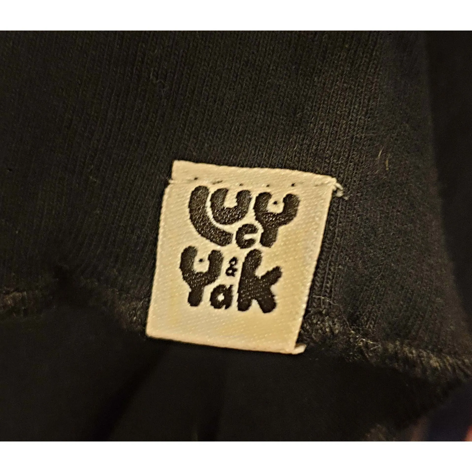 Lucy & Yak black tee shirt size 4XL