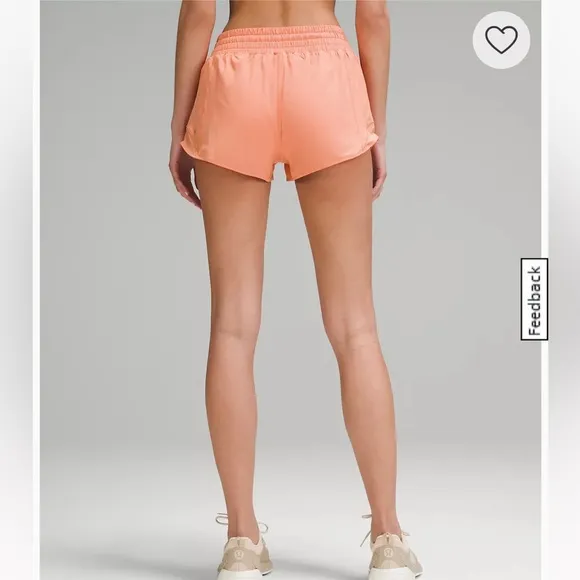 Lululemon Hotty Hot Low-Rise LinedShort 2.5&quot; NWT