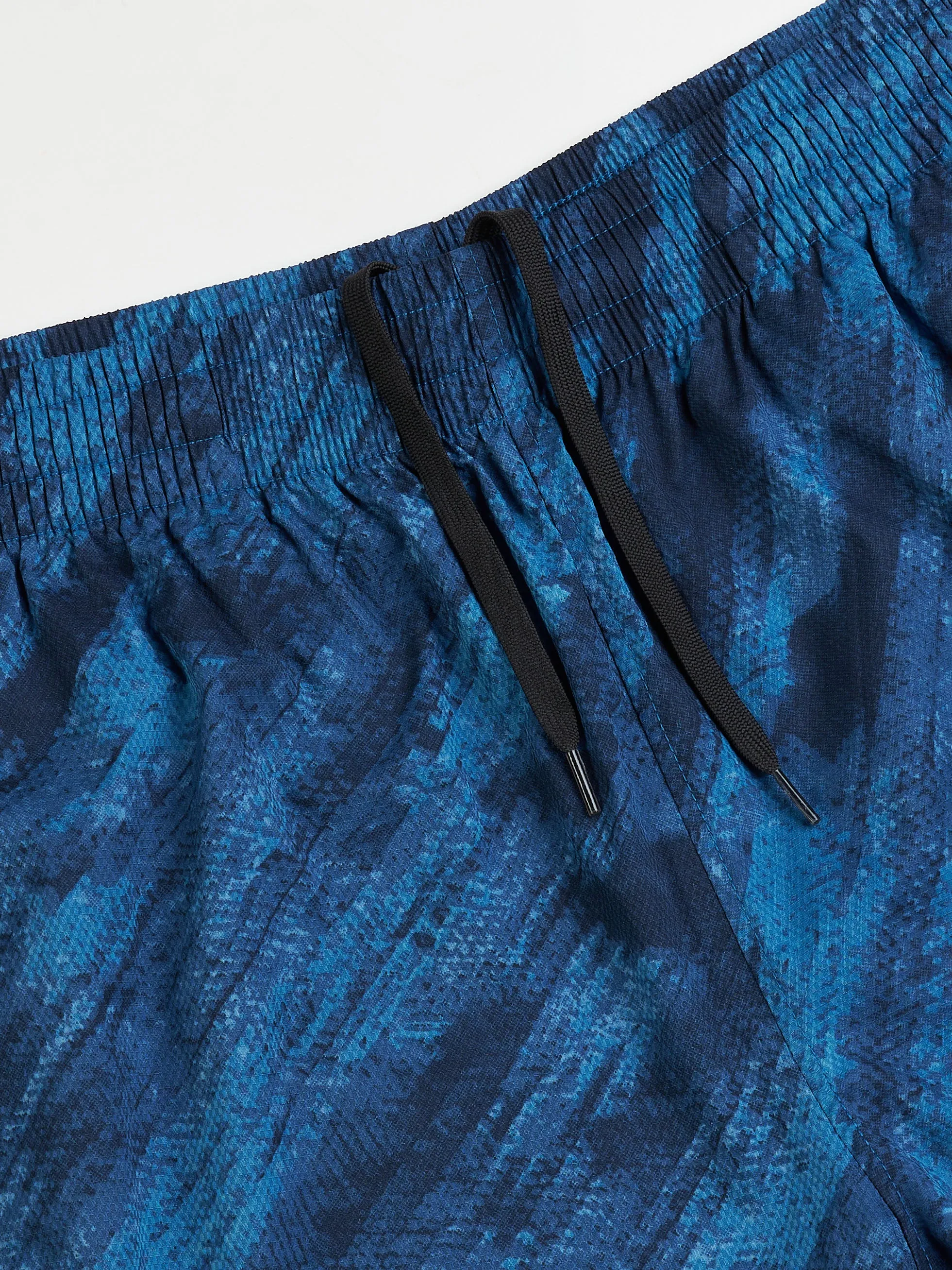 Men Printed Regular Fit Shorts with TS LYTRA
