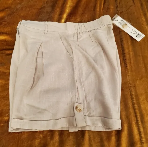 MINKPINK Linen &amp; Cotton High-Rise Biege City Shorts