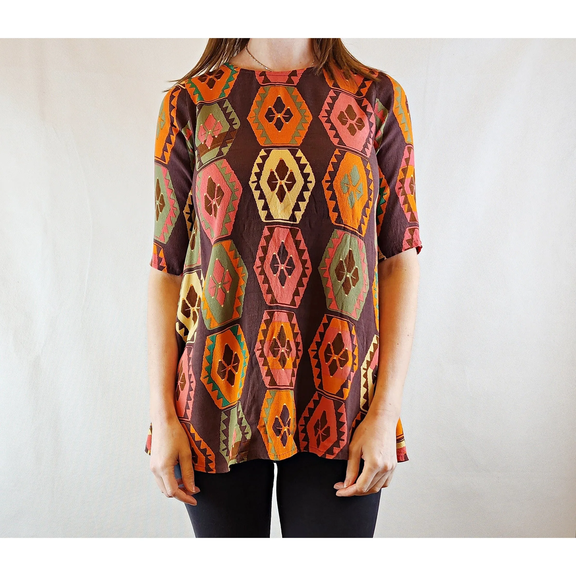 Mister Zimi brown tee shirt with orange, green and beige print size 6