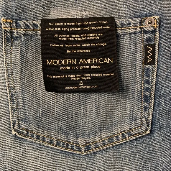 MODERN AMERICAN La Brea Long Shots Denim Bermuda Raw Hem Size 27