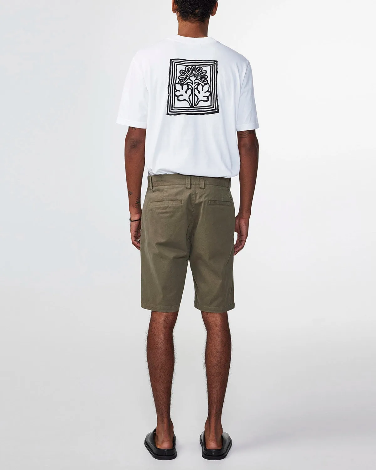 NN07 CROWN STRETCH BRUSHED COTTON TWILL STRAIGHT LEG SHORTS 1090