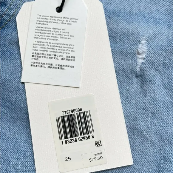 NWT $79 Levis Premium Ribcage Shorts Sz 25