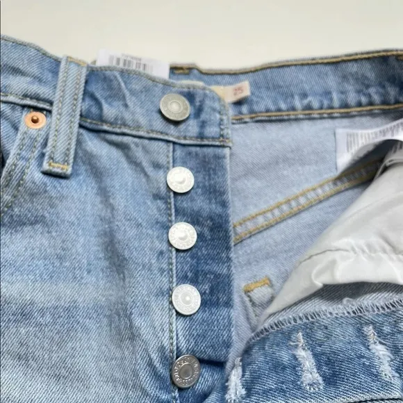 NWT $79 Levis Premium Ribcage Shorts Sz 25