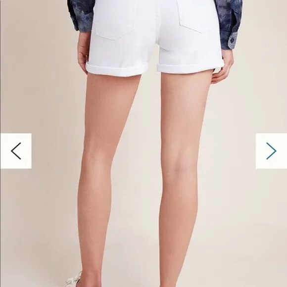 Pilcro White Slim Boyfriend Shorts Size 31 NWT