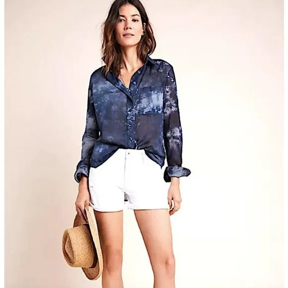 Pilcro White Slim Boyfriend Shorts Size 31 NWT