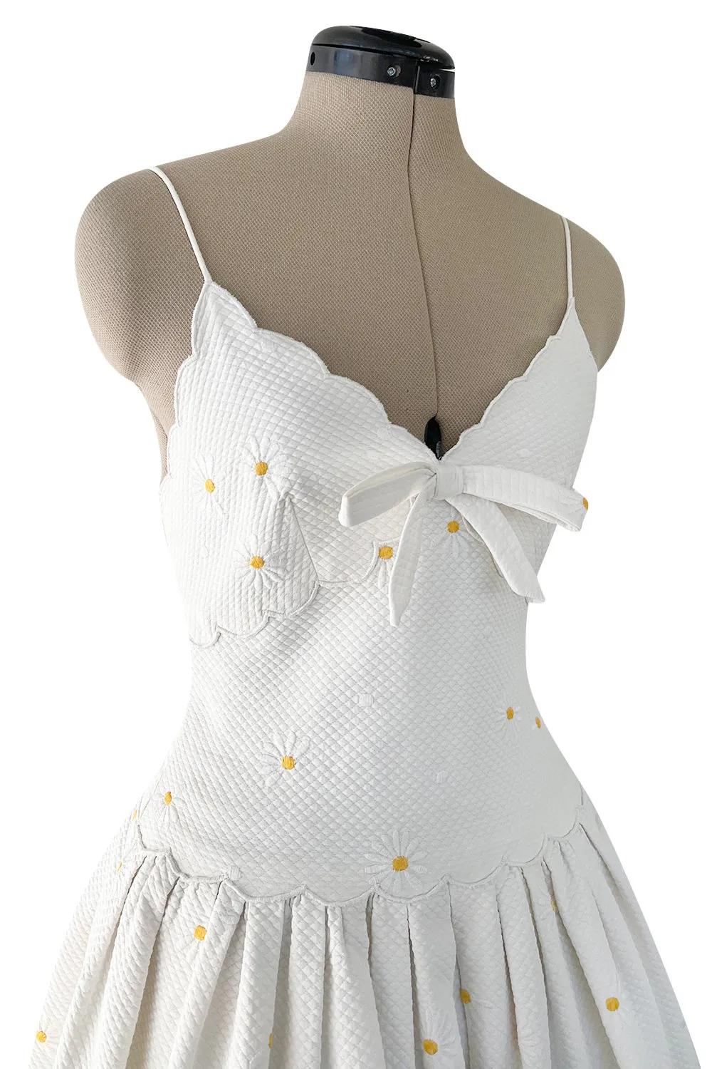 Prettiest 1960s Nina Ricci White Cotton Waffle Weave Pique Dress w Embroidered Daisies
