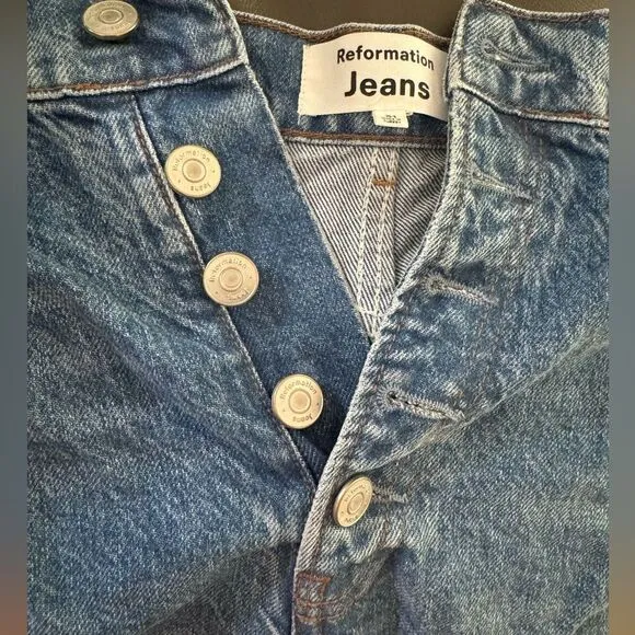 Reformation Amy Button Fly High Rise Denim Jean Shorts Size 31 Shasta Wash