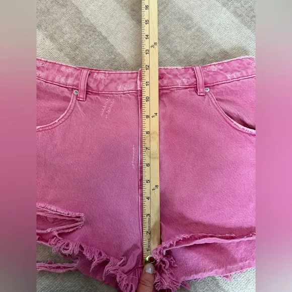 Rolla’s Dusters High Rise Slim Cut Off Shorts Pink (Size 30)