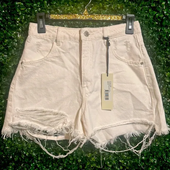 Rolla’s Dusters Shorts Layla White Size 26 Style# 13863 High Rise Slim NWT