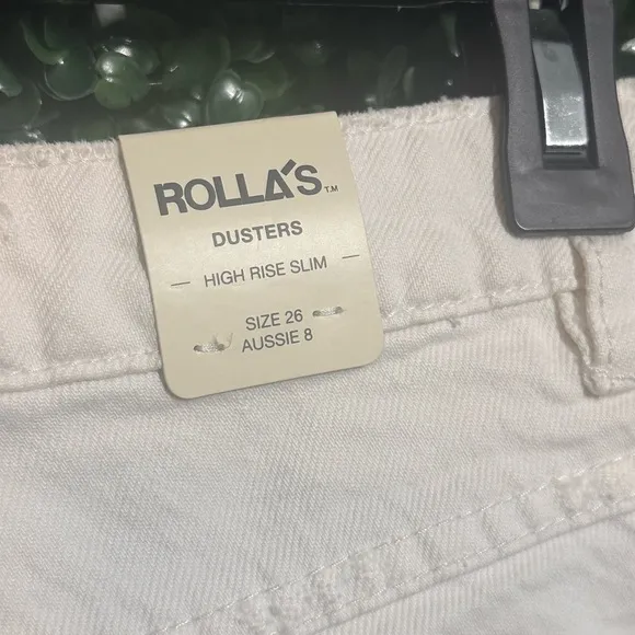 Rolla’s Dusters Shorts Layla White Size 26 Style# 13863 High Rise Slim NWT